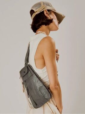 Free People Jagger Leather Sling🔥
